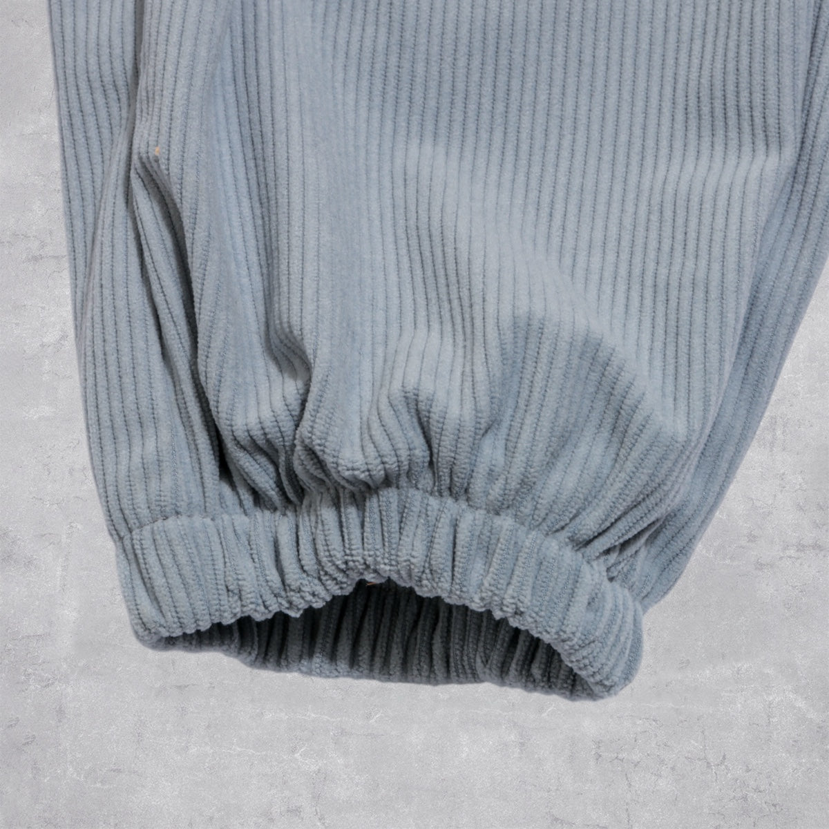 コーデュロイ ワイドジョガーパンツ