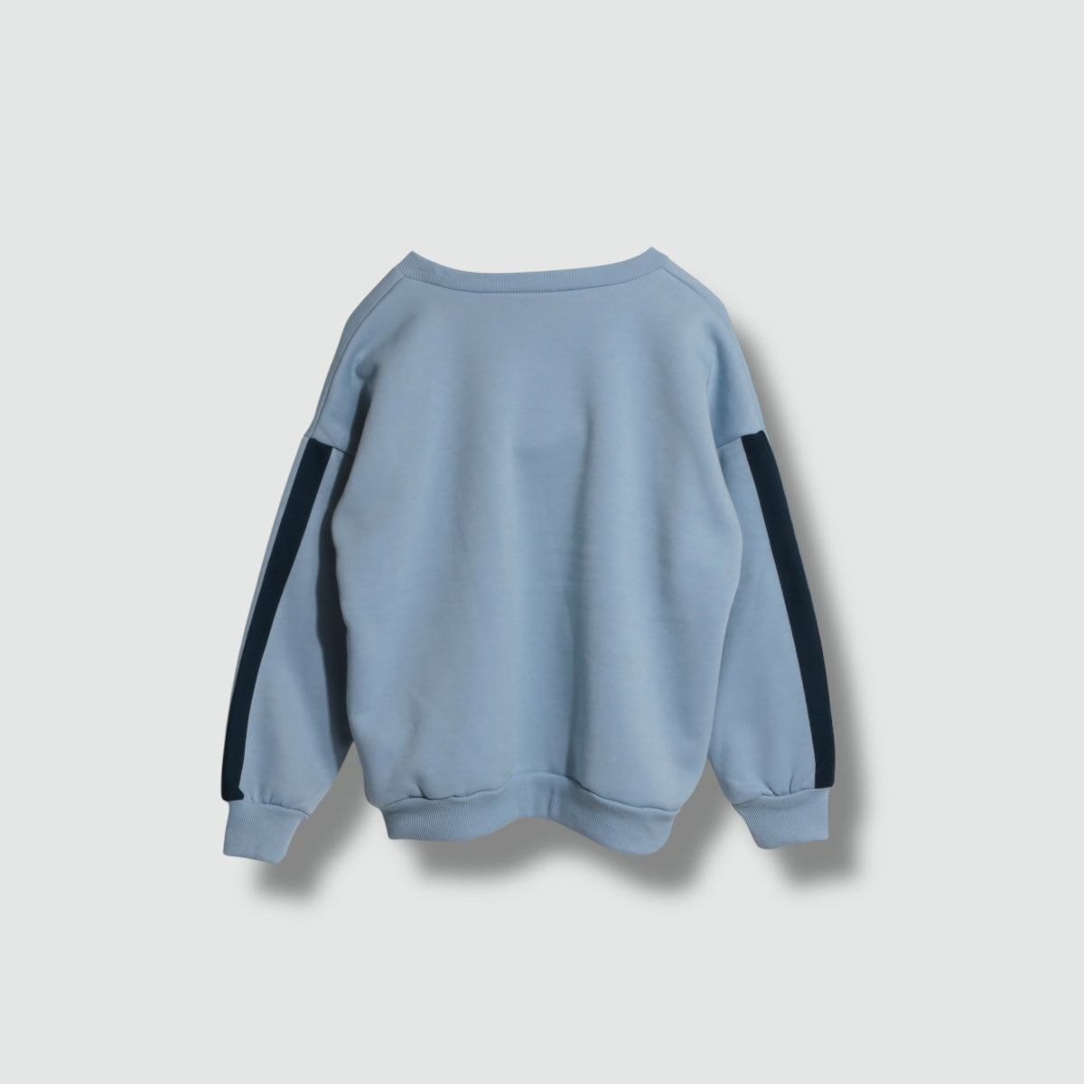 ナンバーロゴ 袖ライン裏起毛トレーナー