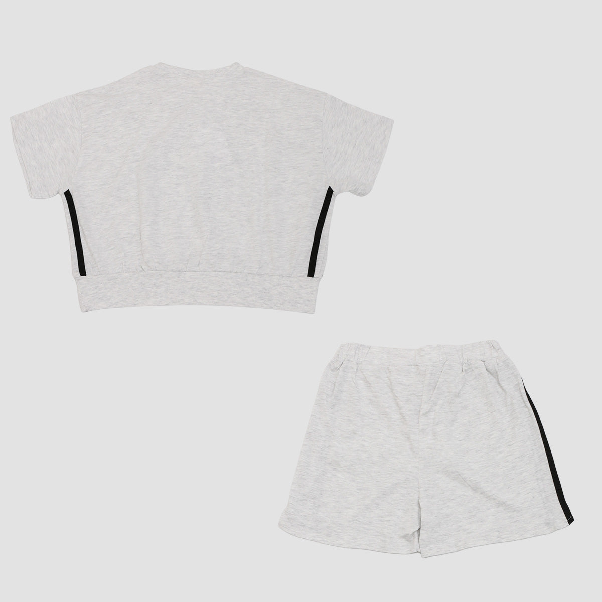 クロップド丈Tシャツ サイドラインショートパンツ セットアップ