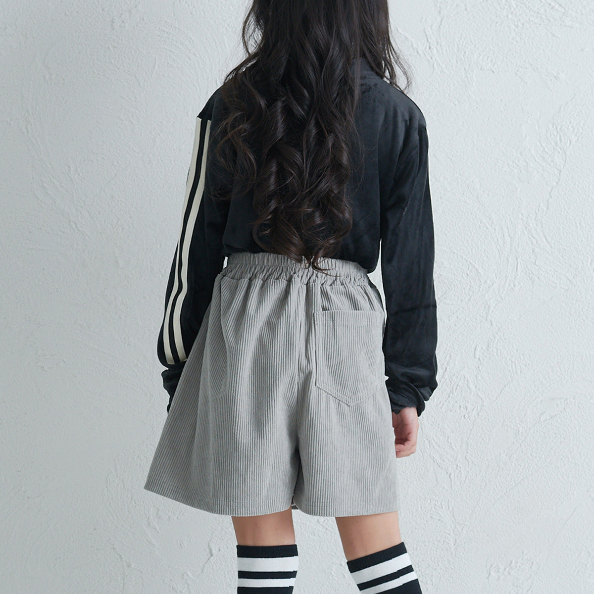 ストレッチベロア ハイネックＴシャツ